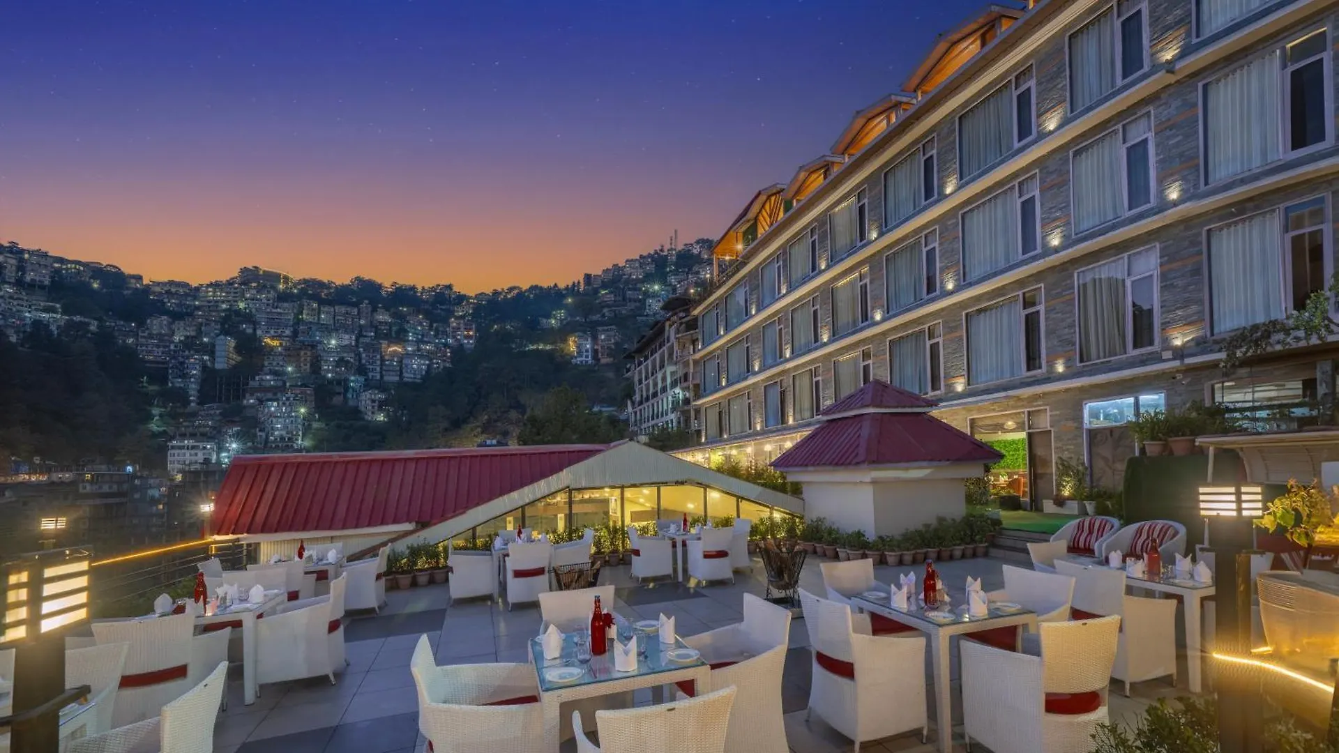 7 Airport-Friendly Hotels Close to The Ridge Shimla