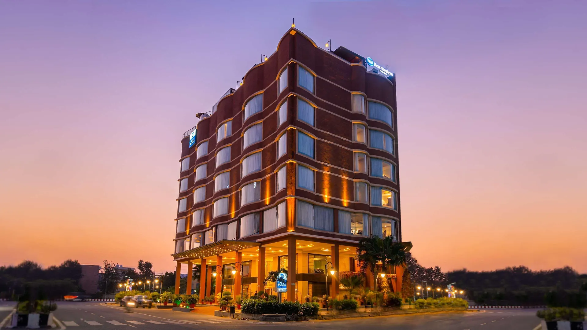 4 Business Hotels Close to Jallianwala Bagh Worth Booking