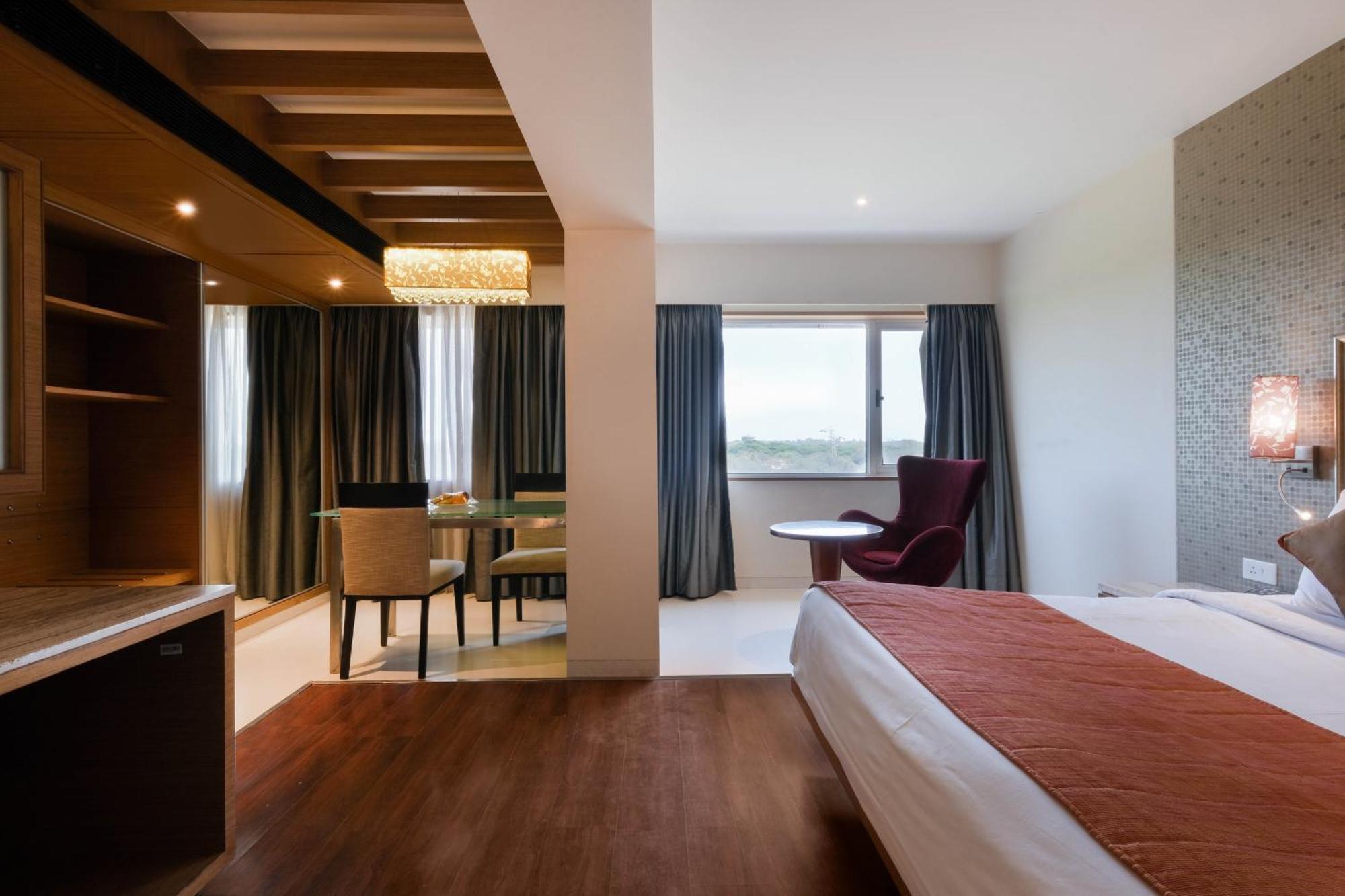 9 Smart Business Hotels in Viman Nagar, Pune Worth Booking