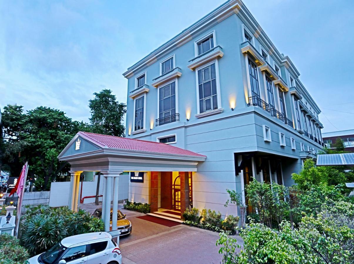8 Top-Rated Business Hotels in Gandhi Nagar, Bangalore