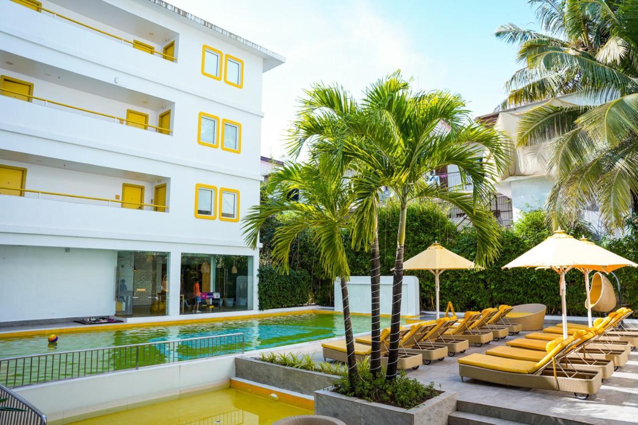 Staying Near Baga Beach: 15 Central Hotels Compared