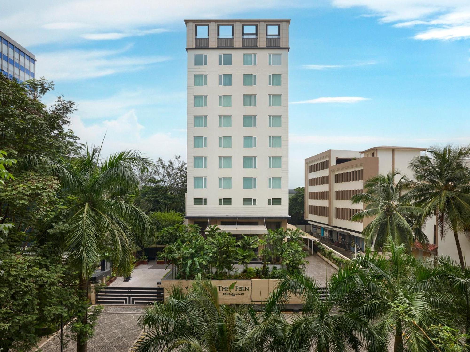 Where to Stay Near Oberoi Mall: 15 Best Airport Hotels