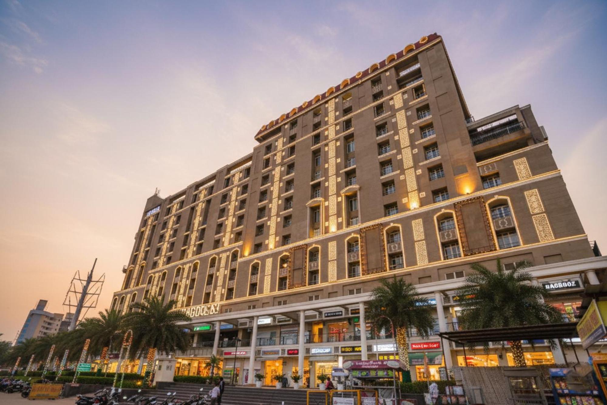 7 Reviewed 3-Star Hotels Close to Good Earth City Centre