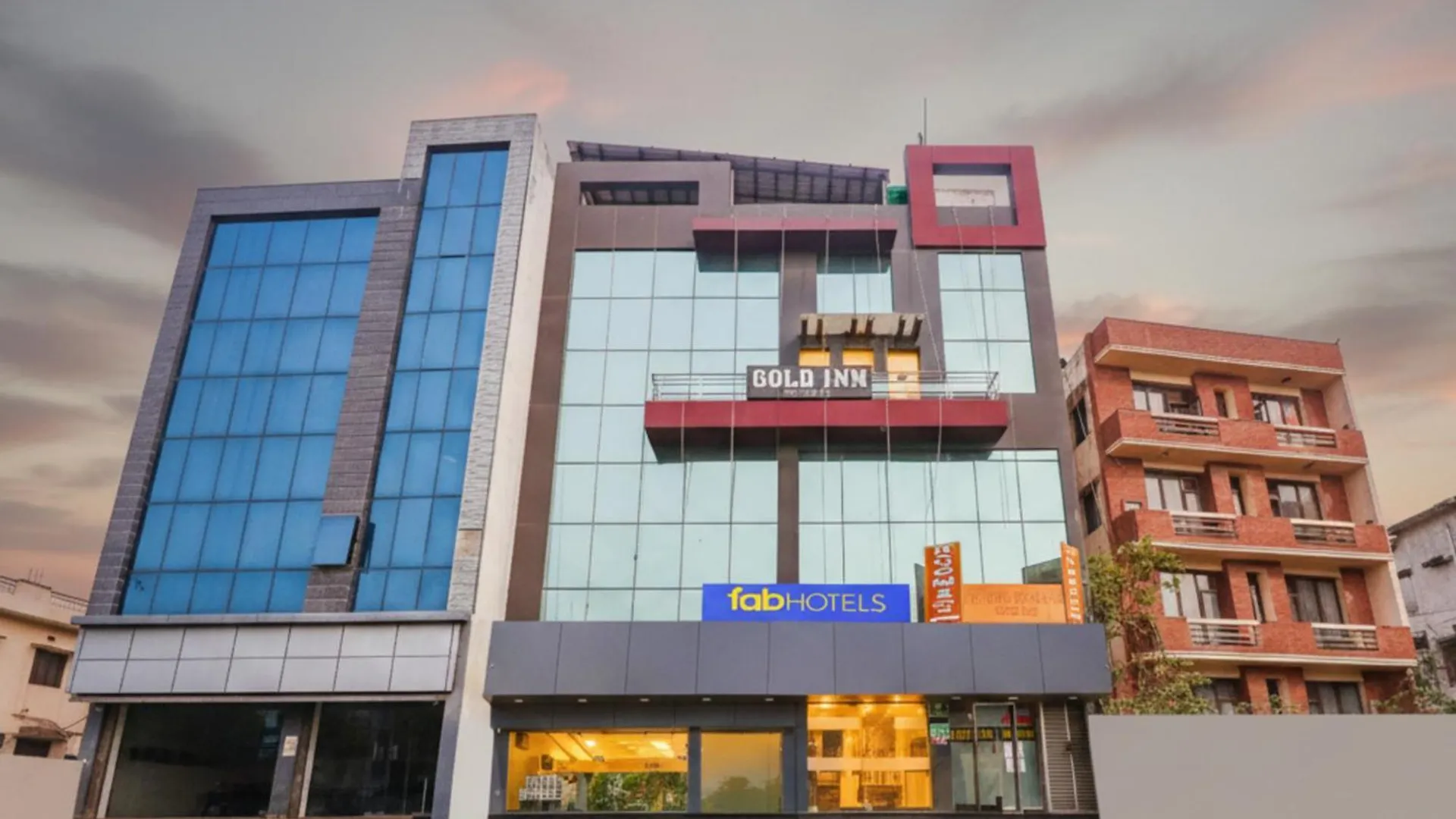 Where to Stay Near the Airport: 6 Best Hotels in West Delhi