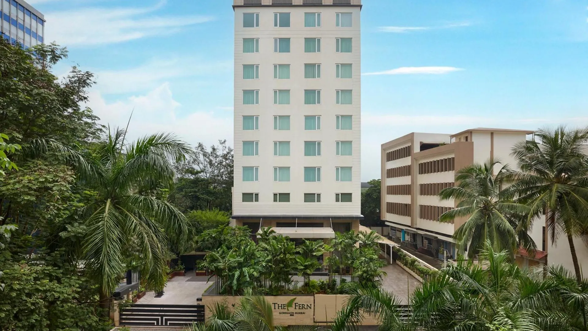 Where to Stay Near Oberoi Mall: 15 Best Airport Hotels