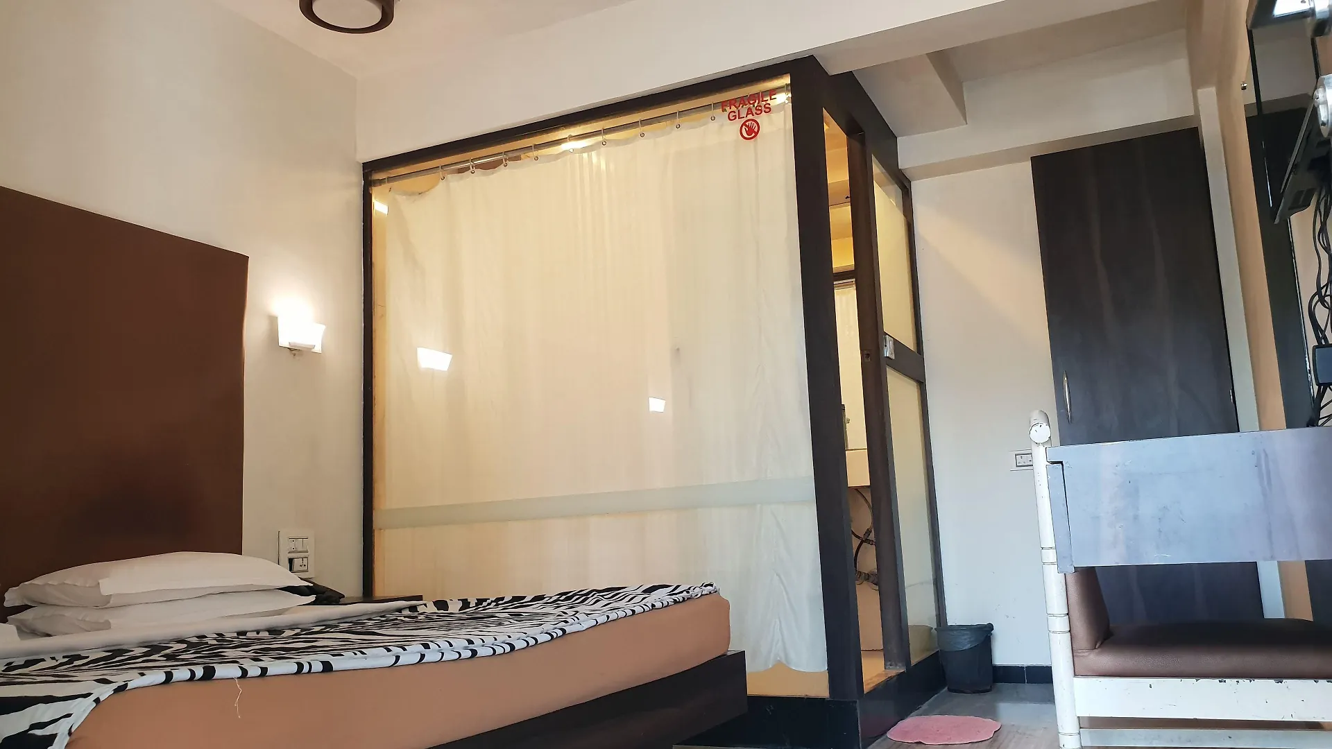 15 Airport Hotels Near Prithvi Theatre for Smart Mumbai Stays