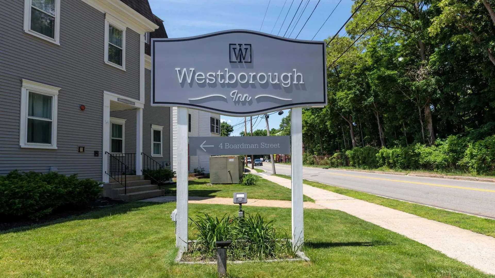 5 Three-Star Hotels Near Solomon Pond Mall Worth Booking