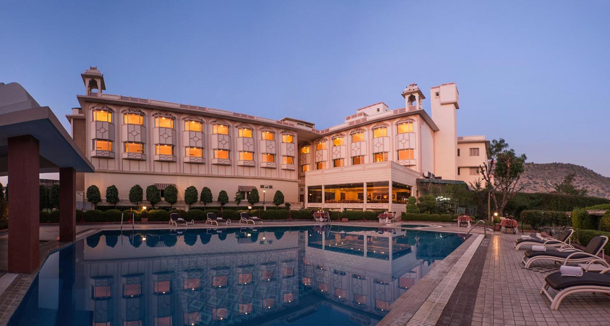 9 Family-Friendly Hotels In Amer, Jaipur Worth Booking
