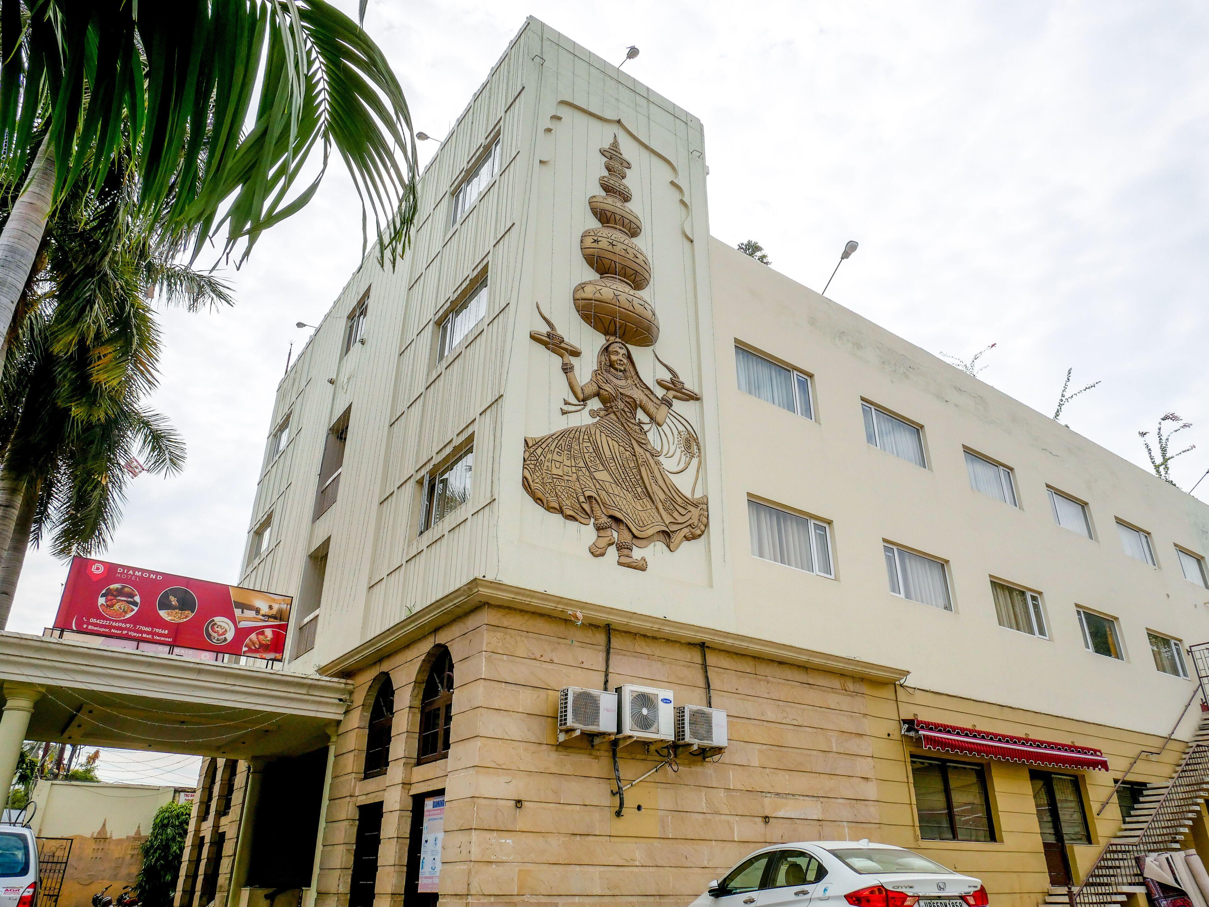 14 Business Hotels Near Bharat Mata Temple Worth Booking