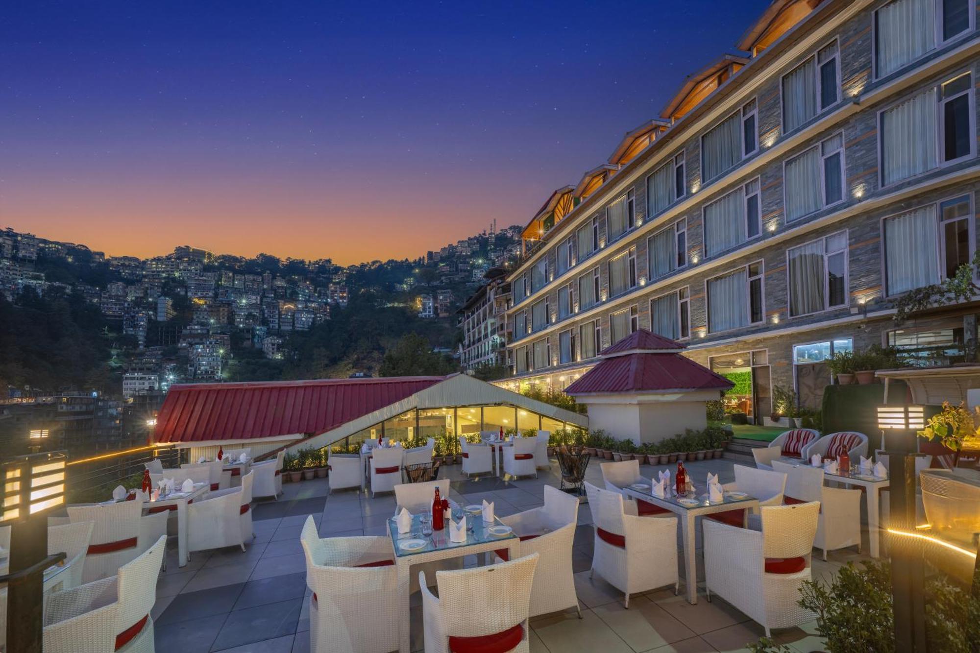 7 Airport-Friendly Hotels Close to The Ridge Shimla