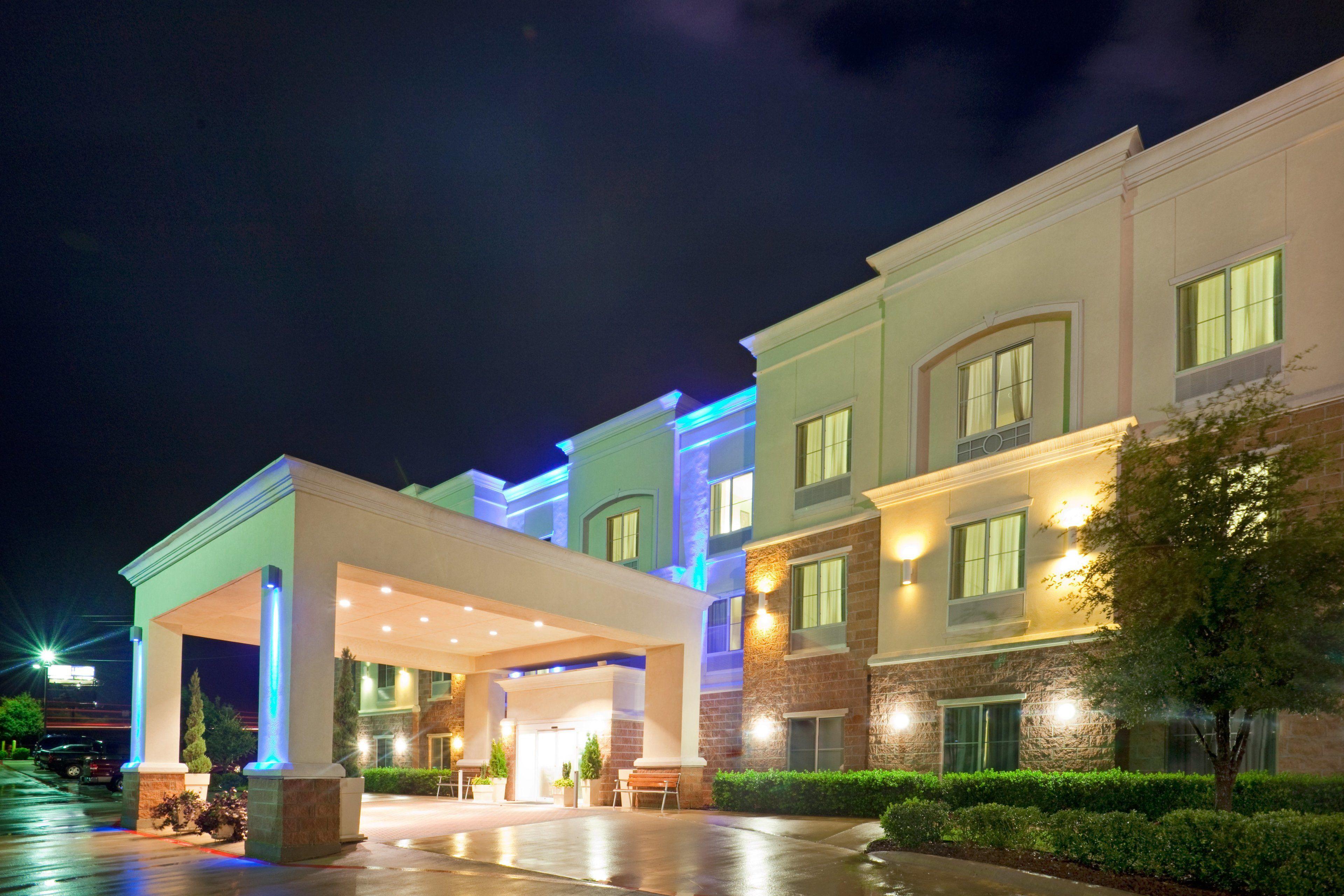 15 Exceptional Design Hotels in the US South Worth Booking