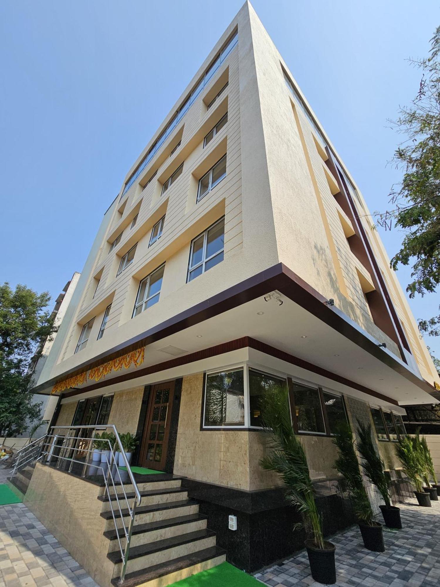 8 Best Hotels in Mumbai Region for Every Type of Traveler
