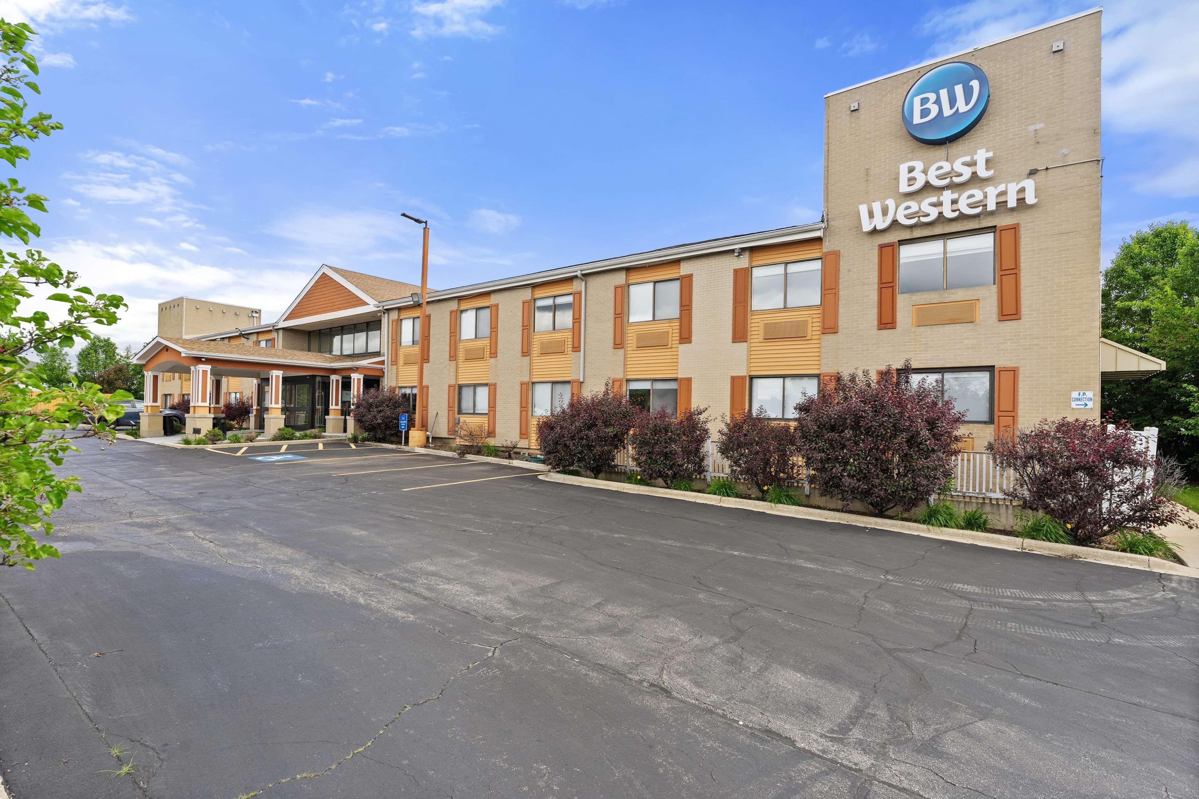 5 Golf Hotels Near Western Acres Golf Course That Deliver
