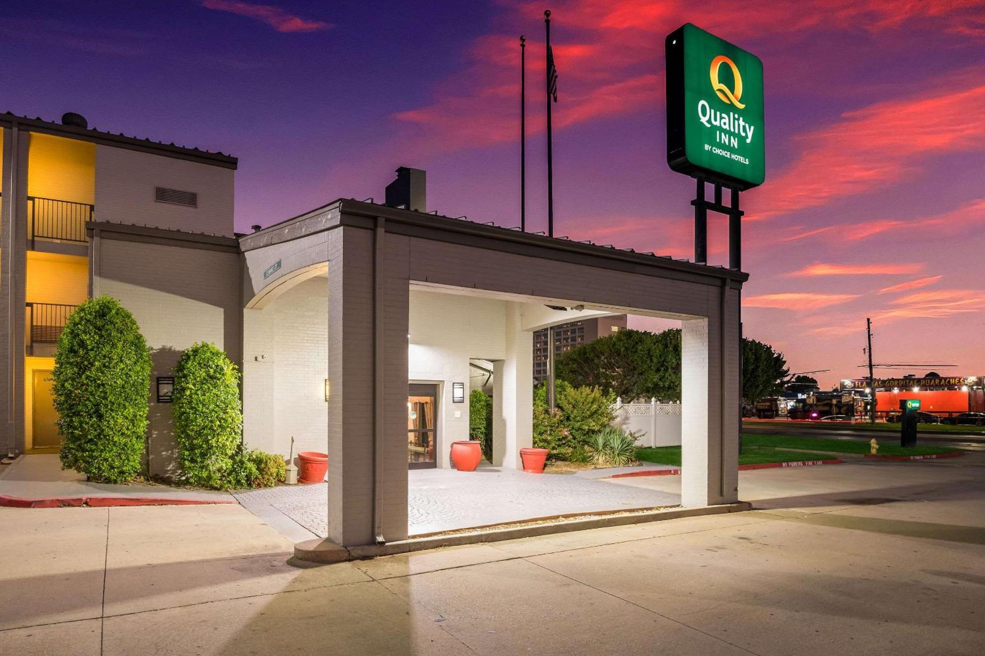 Staying Near Lorton Dale Park: 4 Business Hotels Compared